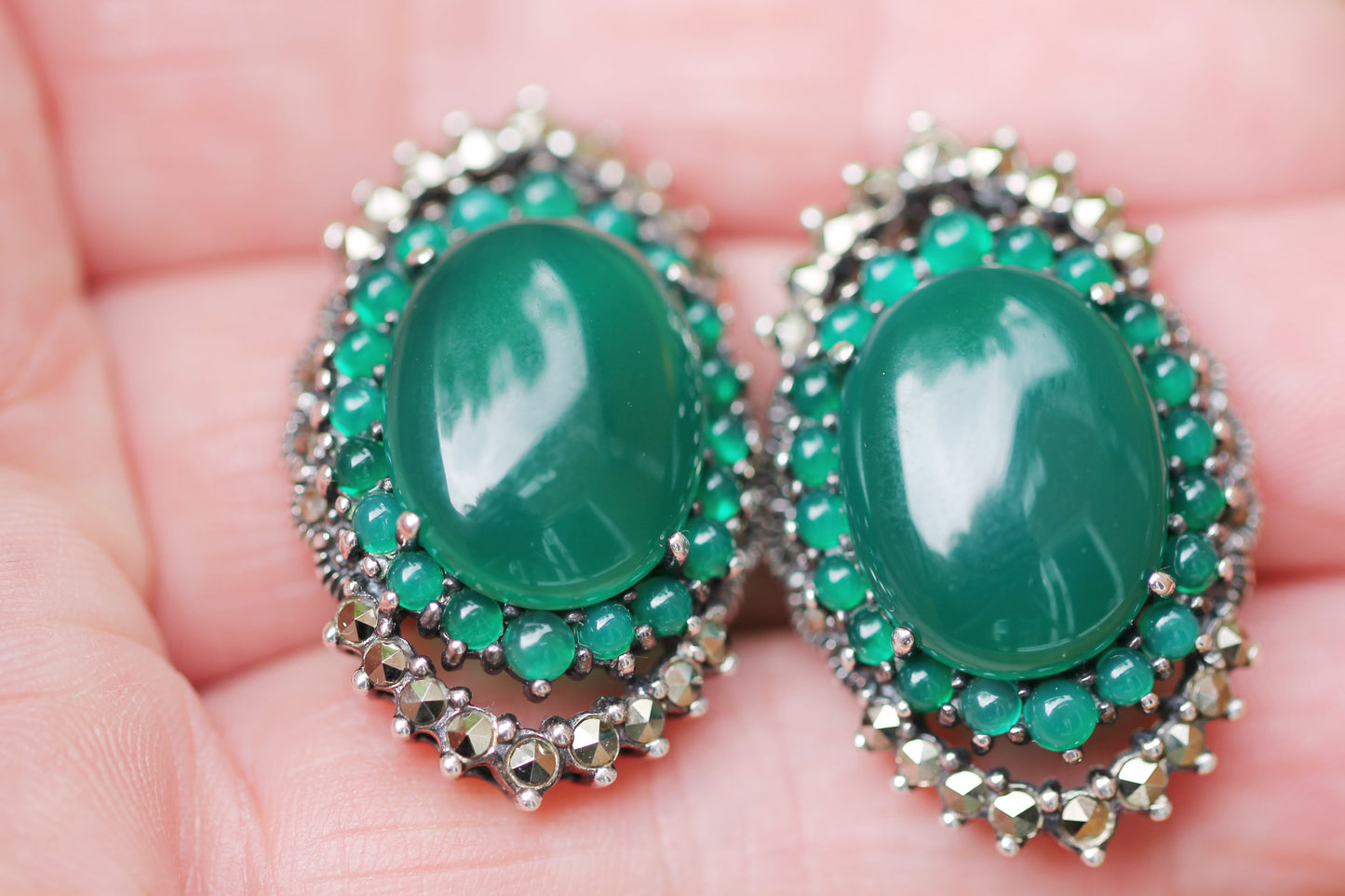 Stunning 925 Silver Marcasite and Cabochon Green Agate / Gemstones Art Deco Style Earrings