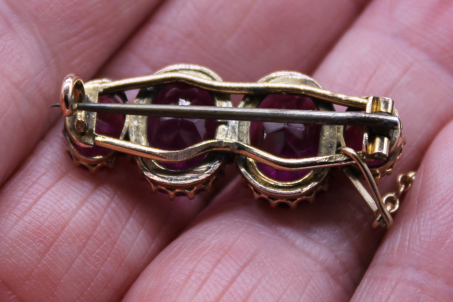 Antique Edwardian Gold Brooch with 4 Good sized Amethyst