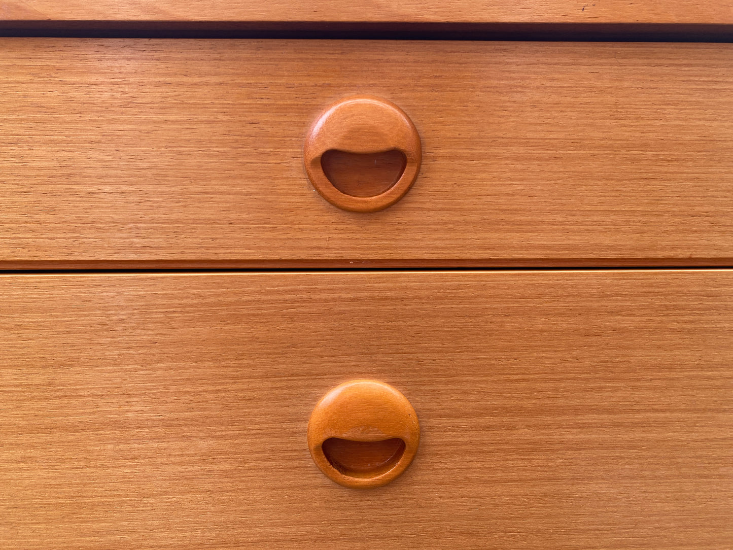 Pair of vintage night stands/bedside tables in Teak by Schreiber 1970s