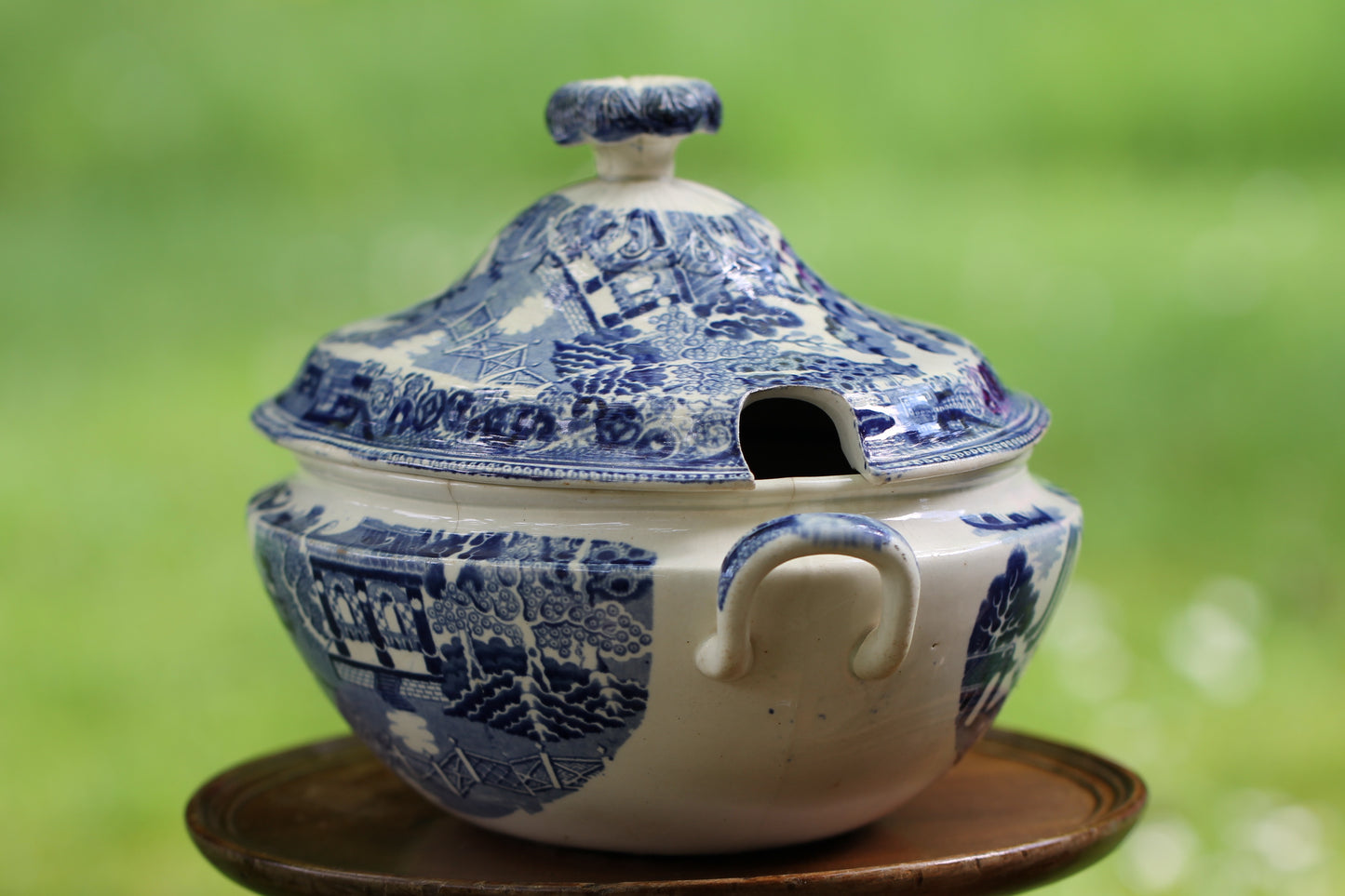 Antique Blue Willow Pattern LARGE Lidded Tureen c1850