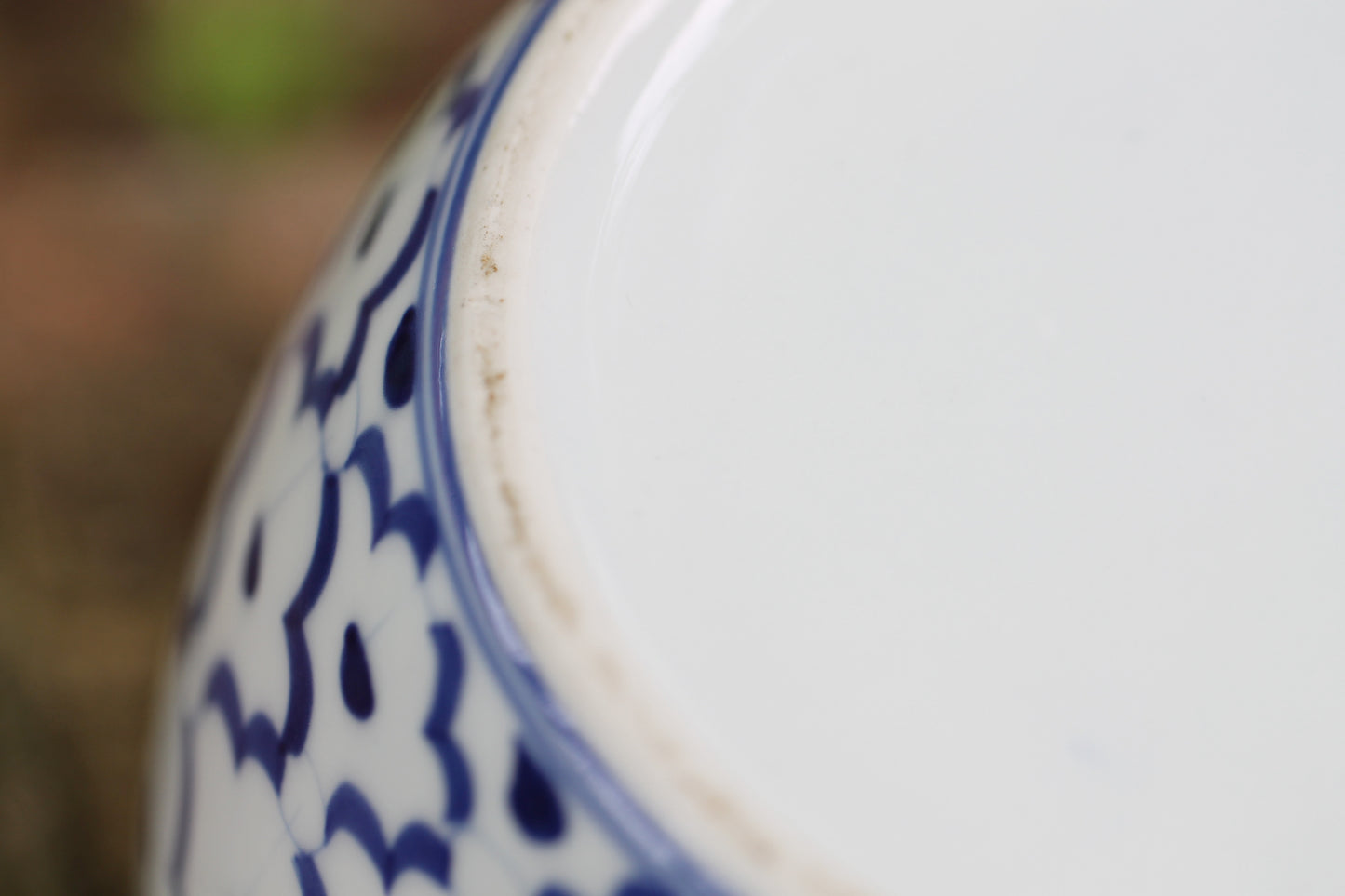 Early 20th Century Chinese Porcelain Blue and White Lidded Jars and Comport