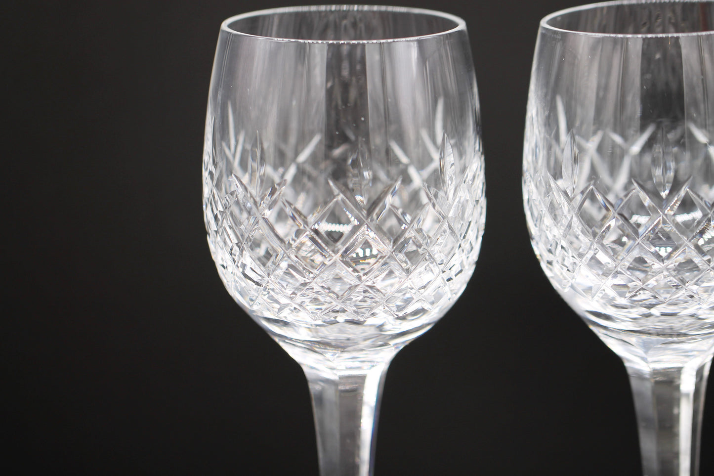 SIX Vintage Cut Crystal Wine Glasses / Water Goblet with Cut Foot and faceted Stem